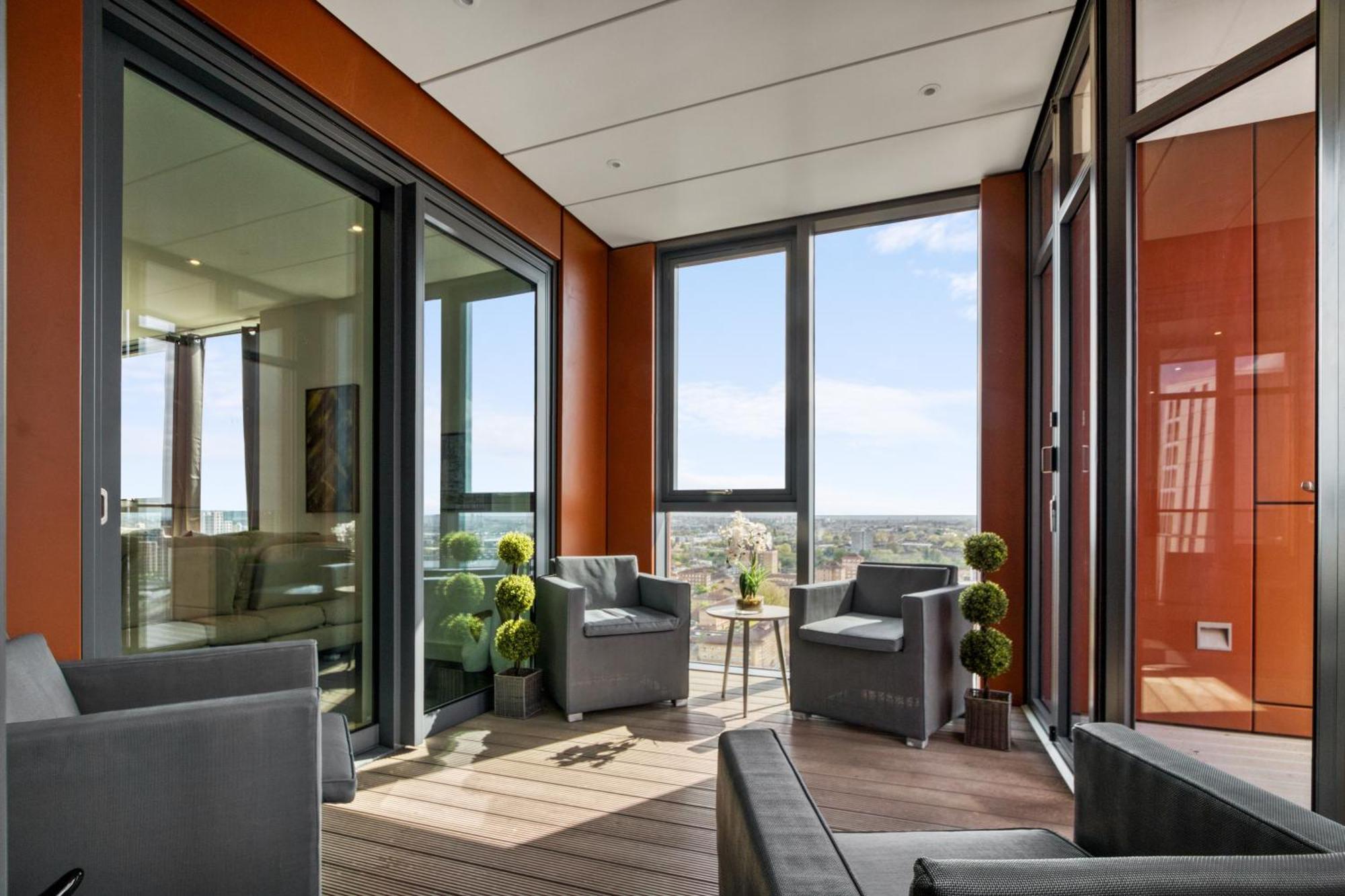 Stunning 360º View Luxurious Penthouse Leilighet London Eksteriør bilde